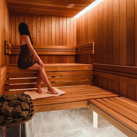 Zloty Horyzont & Hotel 4*