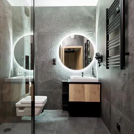 Zloty Horyzont & Hotel