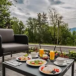 Zloty Horyzont Szálloda 4*